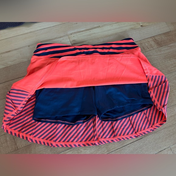 Lululemon Skort - Picture 4 of 4